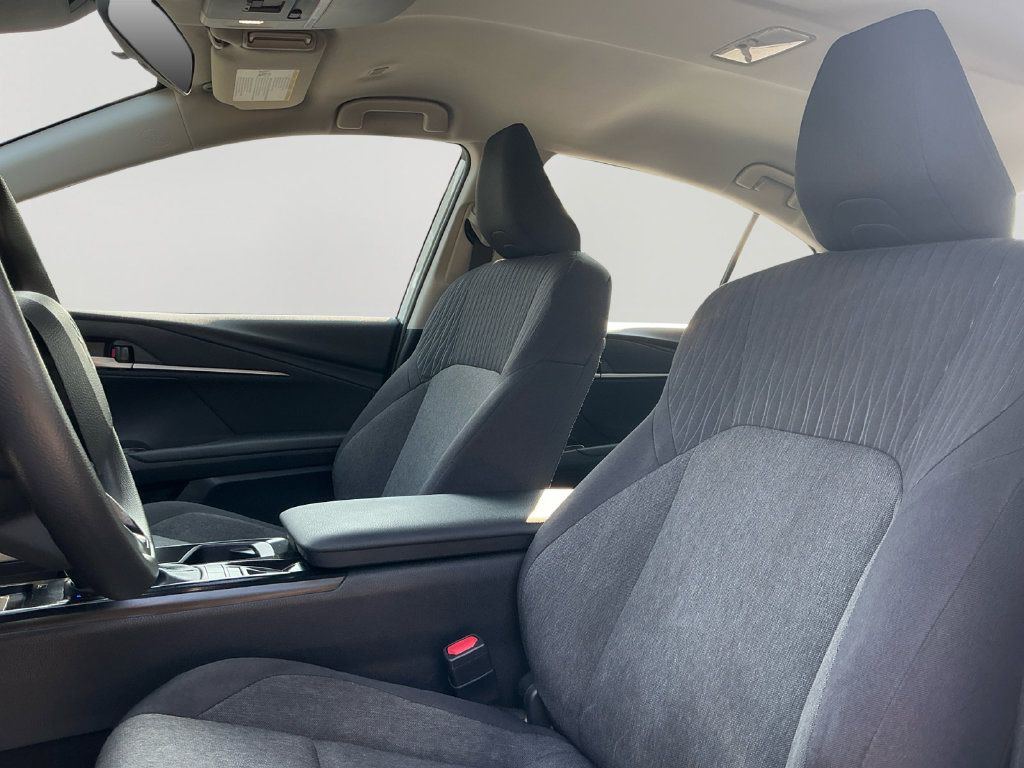 Used 2025 Toyota Camry LE FWD image 24