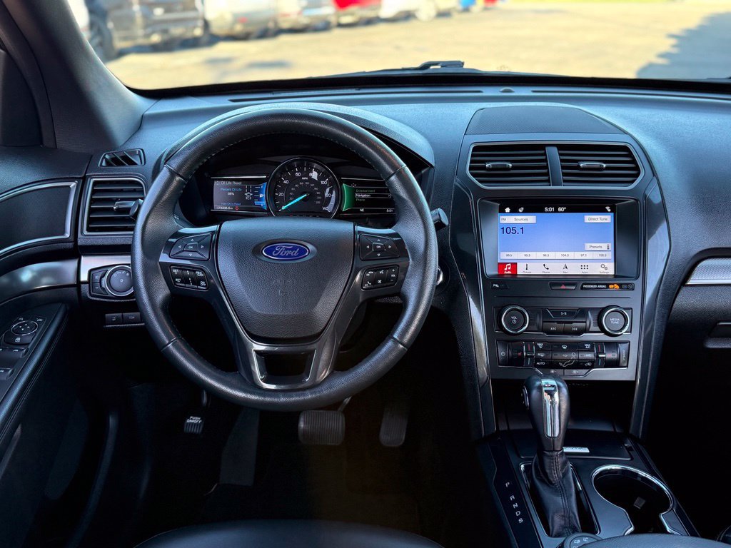 Used 2019 Ford Explorer XLT w/ Equipment Group 202A AWD/4WD image 8