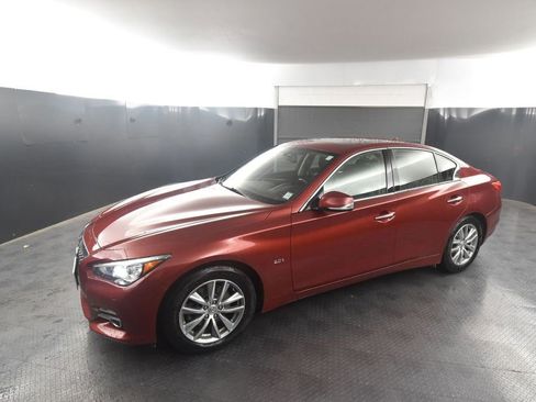 Used 2016 INFINITI Q50 Premium image 1