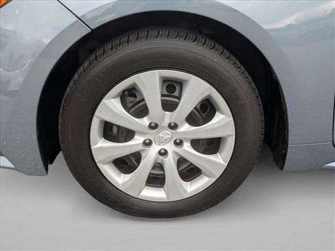 Used 2023 Toyota Corolla LE FWD image 21