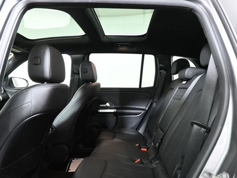 Certified 2022 Mercedes-Benz GLB 250 4MATIC image 32