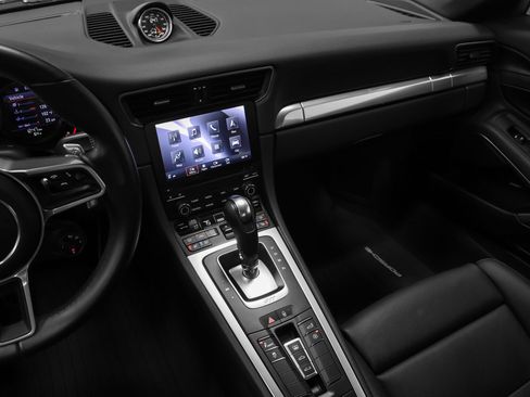 Certified 2017 Porsche 911 Carrera S image 39