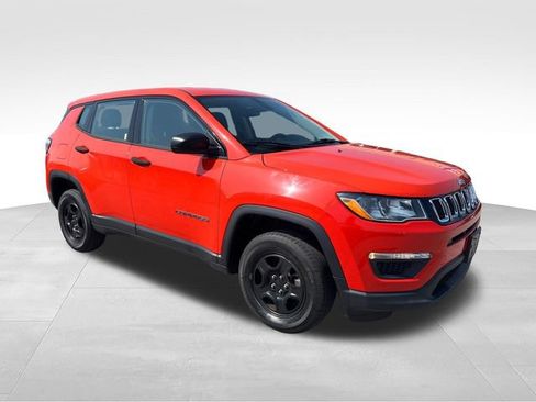 Used 2018 Jeep Compass Sport AWD/4WD image 7