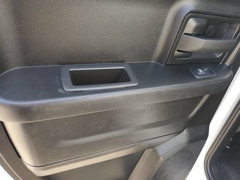 Used 2022 RAM 1500 Tradesman w/ Chrome Appearance Group AWD/4WD image 27