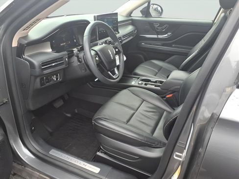 Used 2023 Lincoln Corsair Reserve w/ Equipment Group 201A image 14