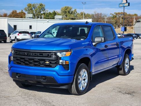 New 2026 Chevrolet Silverado 1500 Custom image 3