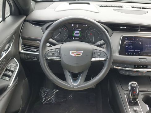 Used 2020 Cadillac XT4 Sport image 18