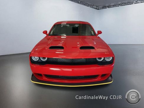 Used 2019 Dodge Challenger SRT Hellcat Redeye image 2