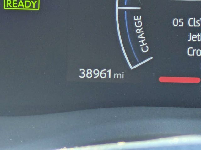 Used 2025 Toyota Camry SE FWD image 30