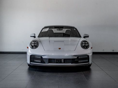 Certified 2025 Porsche 911 Carrera RWD image 10