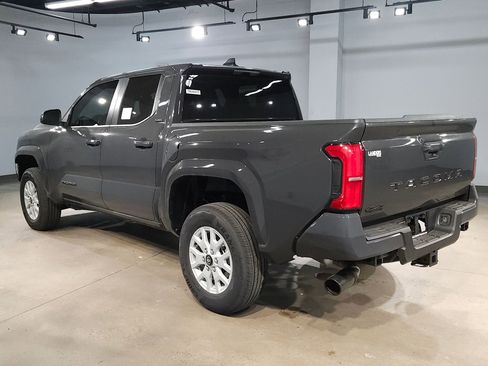 New 2026 Toyota Tacoma SR5 AWD/4WD image 5