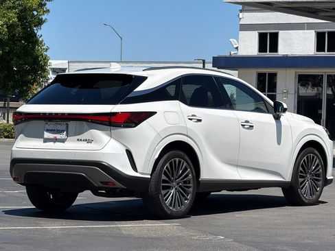 Used 2025 Lexus RX 450h AWD w/ Convenience Package image 5
