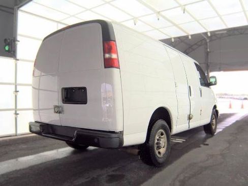 Used 2020 Chevrolet Express 2500 w/ Safety Package RWD image 4