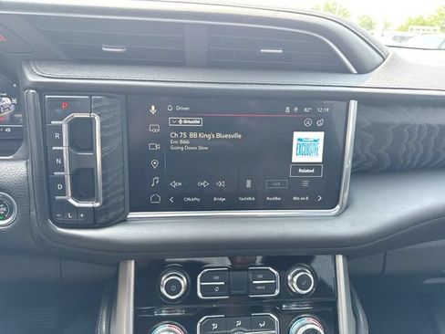 Used 2023 GMC Yukon Denali w/ Denali Reserve Package AWD/4WD image 13