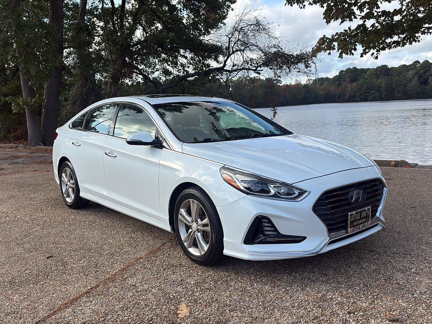 Used 2018 Hyundai Sonata Limited w/ Limited Ultimate Package 03 FWD image 1