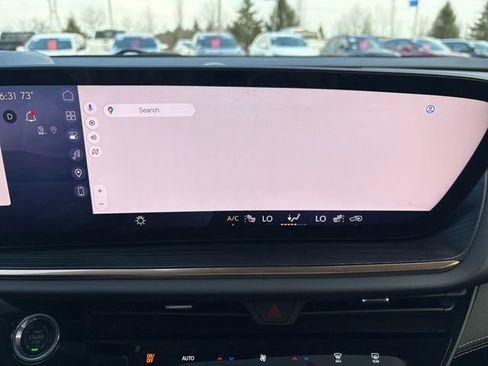 Used 2024 Buick Envision Avenir image 29