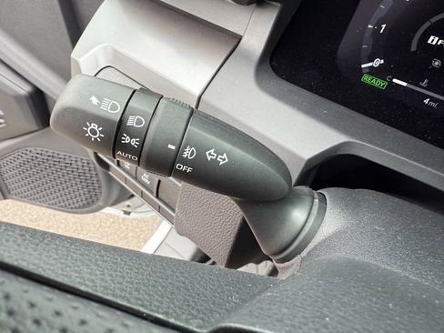 New 2025 Toyota Tacoma TRD Off-Road image 32