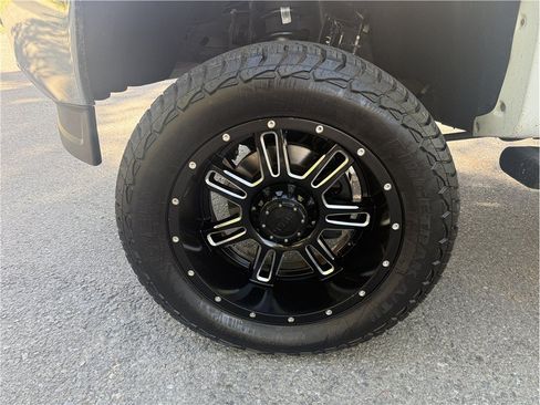 Used 2014 GMC Sierra 1500 SLE w/ SLE Value Package AWD/4WD image 14