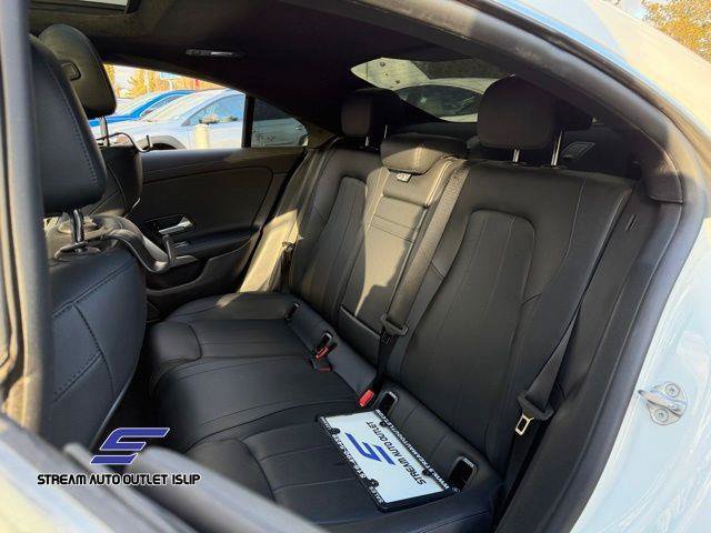 Used 2023 Mercedes-Benz CLA 250 4MATIC image 23