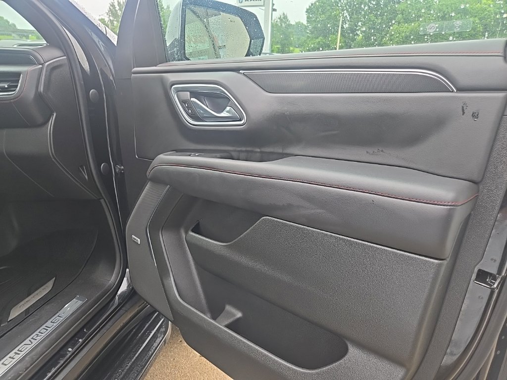 Used 2021 Chevrolet Tahoe RST w/ Luxury Package AWD/4WD image 77