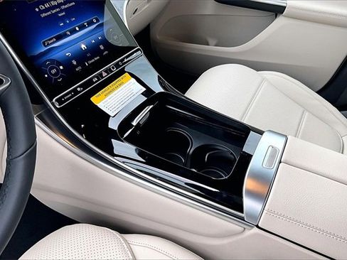 New 2026 Mercedes-Benz GLC 300 image 7