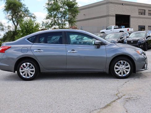 Used 2019 Nissan Sentra S FWD image 7