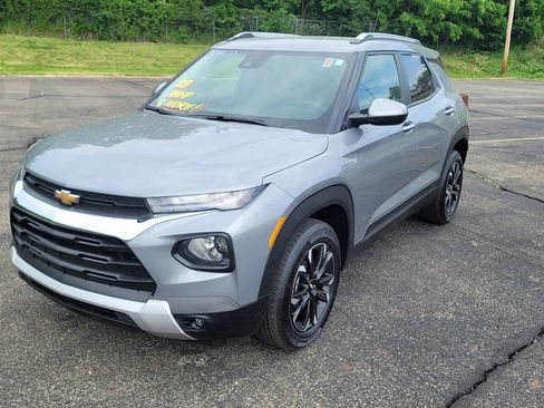 Used 2023 Chevrolet TrailBlazer LT w/ Convenience Package AWD/4WD image 5