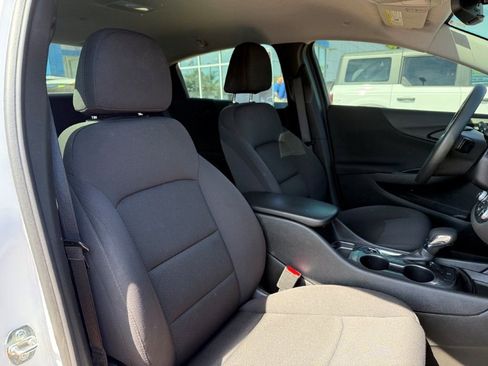 Used 2023 Chevrolet Malibu LS FWD image 21