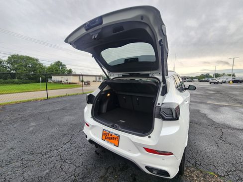 Used 2025 Buick Encore GX Avenir w/ Avenir Technology Package AWD/4WD image 15