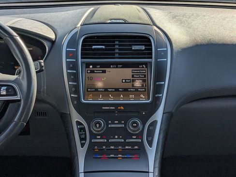 Used 2019 Lincoln Nautilus Reserve AWD/4WD image 15