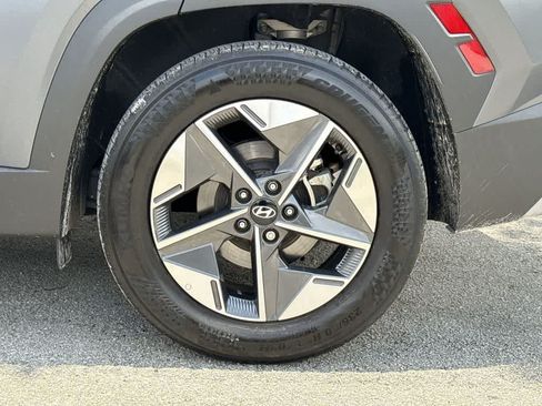 Used 2025 Hyundai Tucson SEL FWD image 11