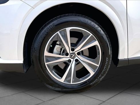 Certified 2025 Lexus RX 350 Premium FWD image 11