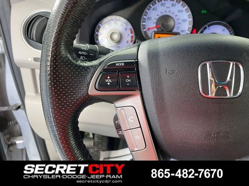 Used 2014 Honda Pilot Touring image 13