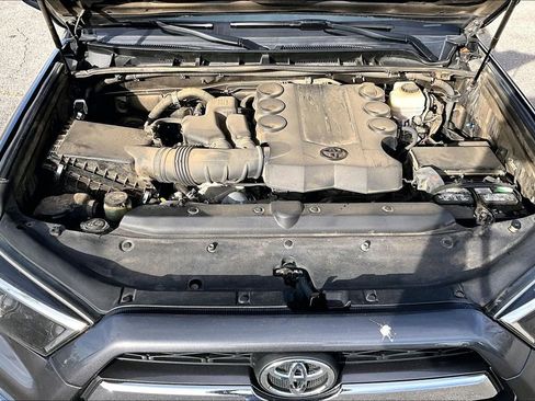 Used 2016 Toyota 4Runner Limited image 13