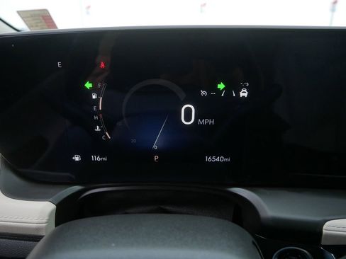 Certified 2024 Buick Encore GX Avenir w/ Avenir Convenience Package image 32