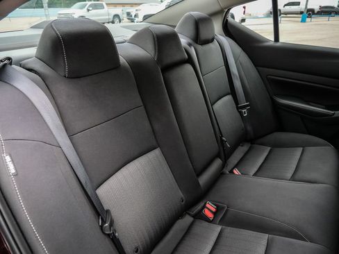 Used 2023 Nissan Altima 2.5 SV FWD image 39