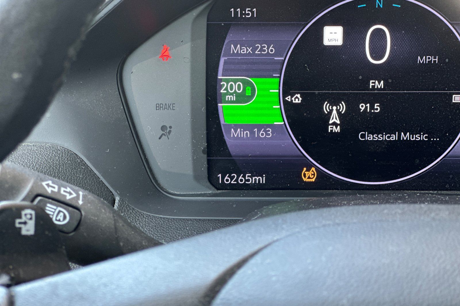 Used 2023 Chevrolet Bolt EUV Premier w/ Sun & Sound Package FWD image 35