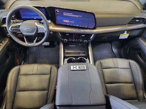 New 2025 Chevrolet Suburban RST w/ RST Capability Package image 20