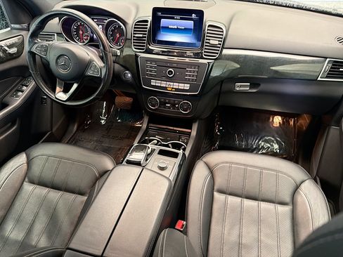 Used 2018 Mercedes-Benz GLE 350 image 12