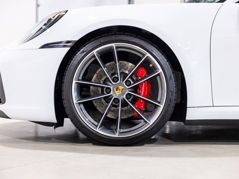 Used 2021 Porsche 911 Carrera S RWD image 19