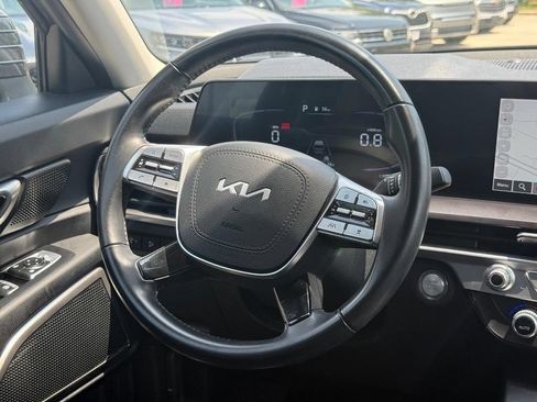 Used 2024 Kia Telluride LX FWD image 14