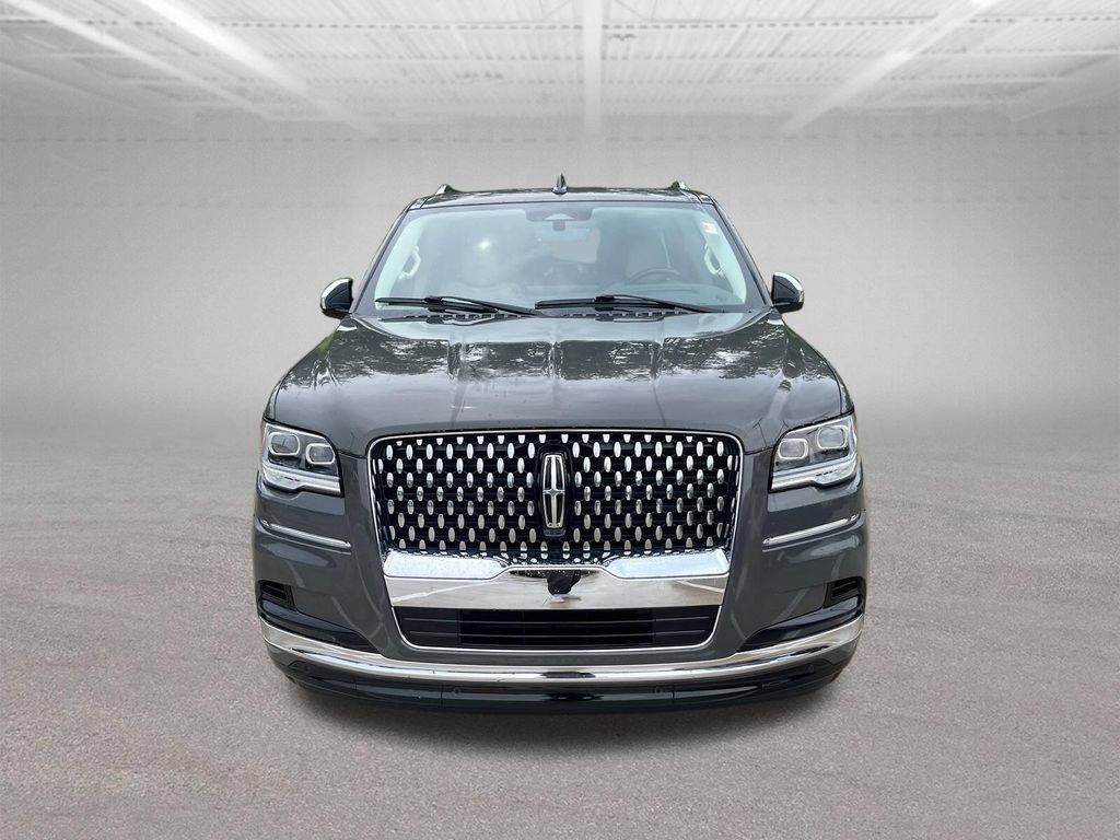 Used 2023 Lincoln Navigator L Black Label AWD/4WD image 8