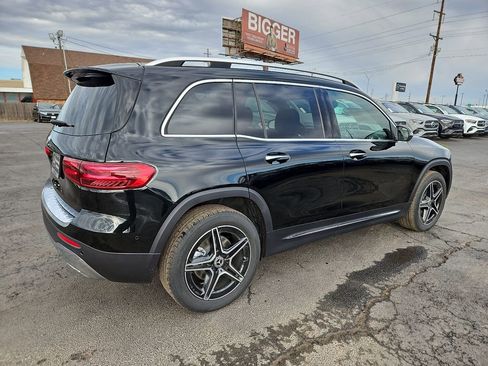 New 2026 Mercedes-Benz GLB 250 image 8