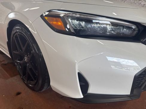 Used 2025 Honda Civic Sport image 9