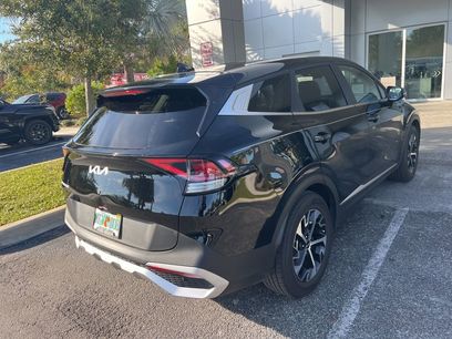 Certified 2025 Kia Sportage EX