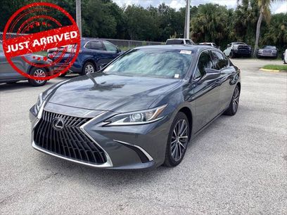 Used 2022 Lexus ES 350 w/ Premium Package