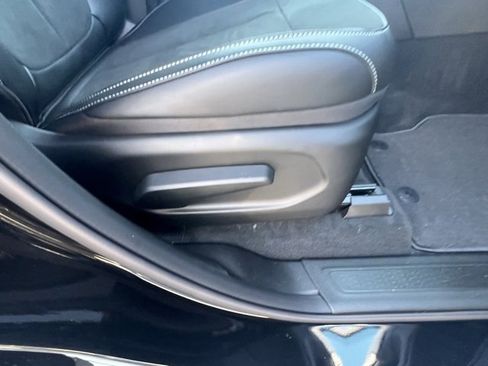 New 2025 Jeep Grand Cherokee L Altitude image 35