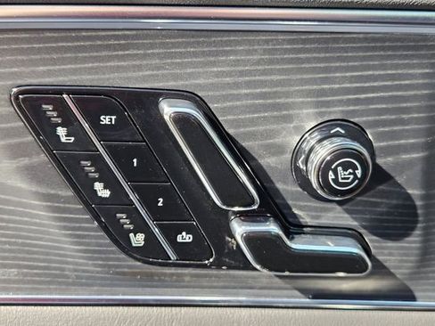 New 2026 Cadillac Lyriq Premium Luxury image 22