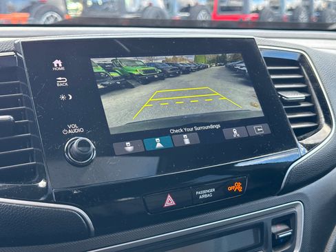 Used 2023 Honda Passport TrailSport image 28