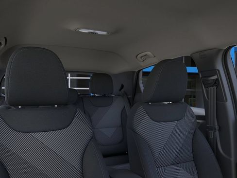 New 2027 Chevrolet Bolt LT w/ Comfort Package FWD image 24